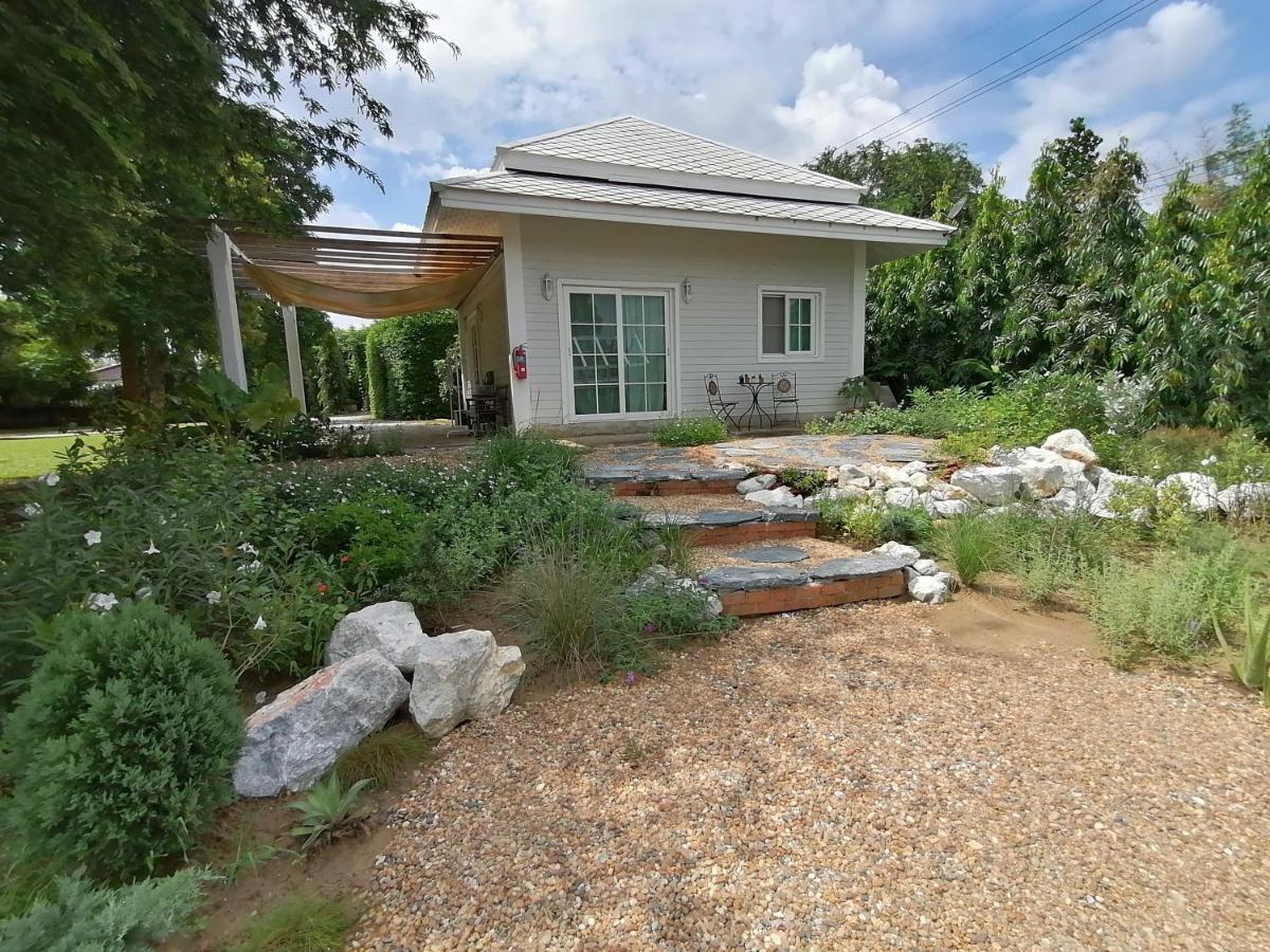 Baan2Rai Hotel Kanchanaburi Exterior photo