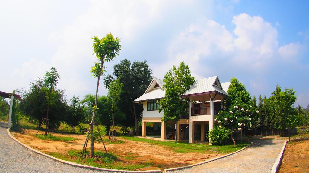 Baan2Rai Hotel Kanchanaburi Exterior photo